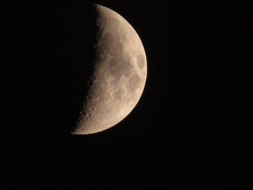 a picture of the moon.
