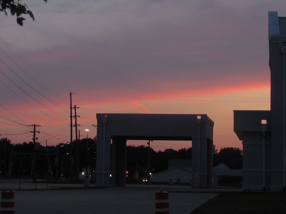 a picture of a pink sunset.